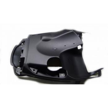 Элемент пластика закрывающий задний пластик снизу Yamaha Slider