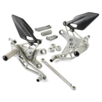 Factory footpeg system 64103937144