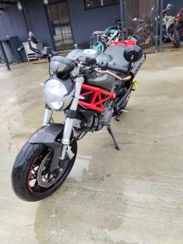 Ducati monster 796 abs