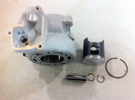 Цилиндр + поршень комплект KTM 85SX 13-17 / Husqvarna TC85 14-17 OEM 47130038000